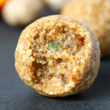 Delicious and nutritious anti-inflammatory ginger energy balls packed with energy.