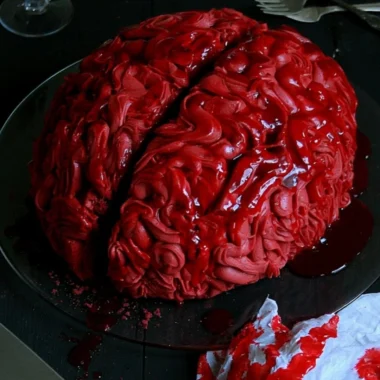 Spooky Halloween Brain Cake, perfect for Halloween parties and celebrations.