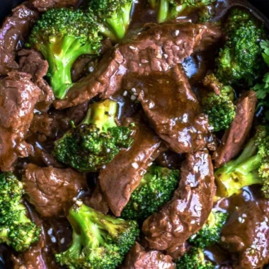 Delicious Slow Cooker Beef and Broccoli dish, Whole30, Paleo, Keto, Gluten-Free options.