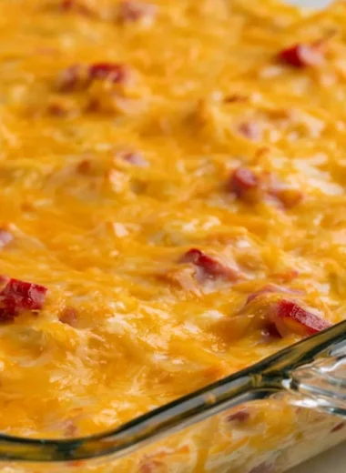 Delicious super cheesy ham and potato casserole baked to perfection